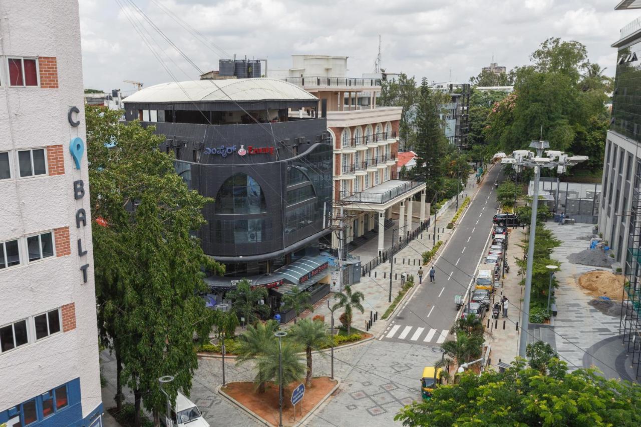 Locul Central - Church Street Bangalore Buitenkant foto